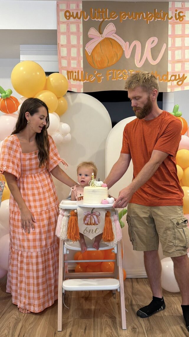 pumpkin smash cake, pumpkin highchair banner