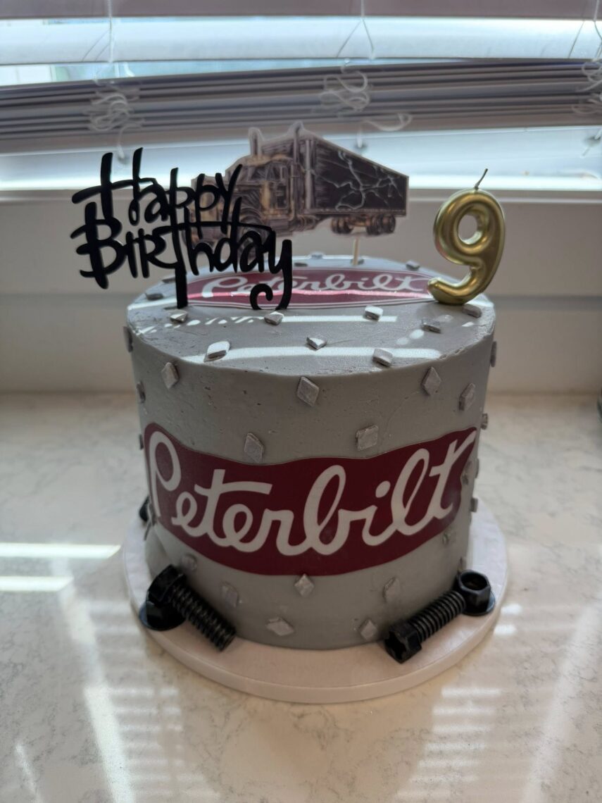 peterbilt birthday cake