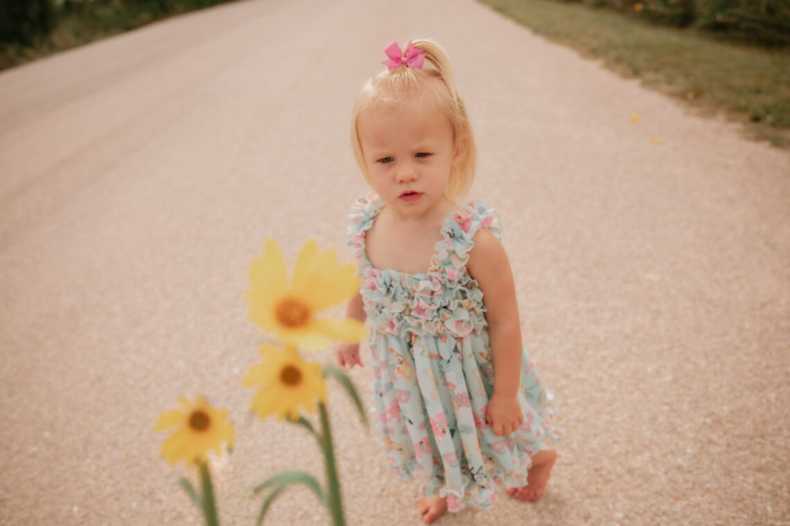 toddler fall photos for second birthday