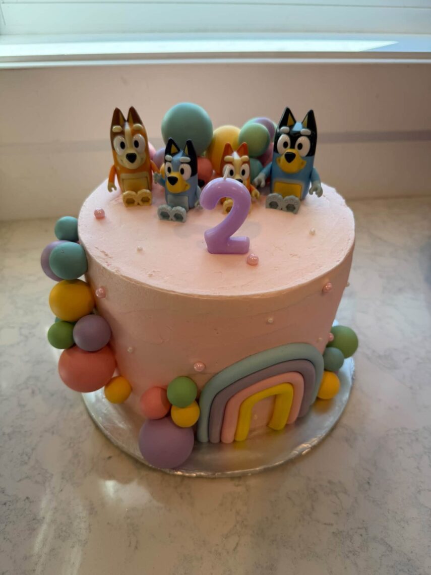 Bluey birthday cake